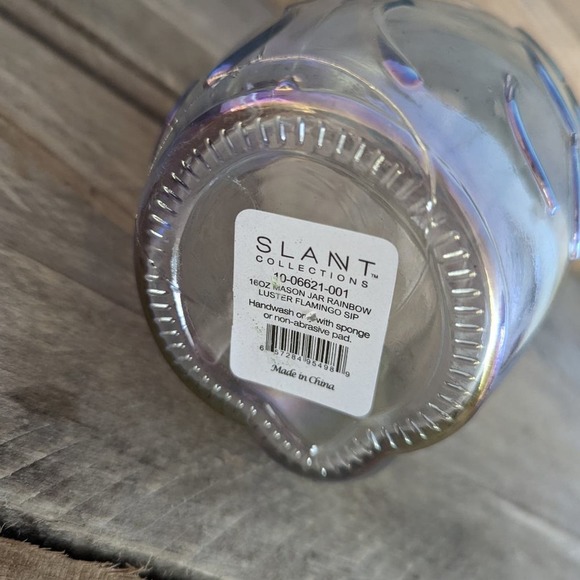 Slant Collections 16oz. Glass Swan Shaped Sipper with Lid and Straw - Picture 7 of 8